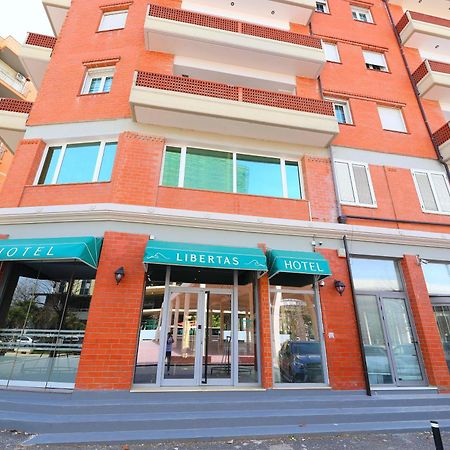 Hotel Libertas Вльора Екстер'єр фото