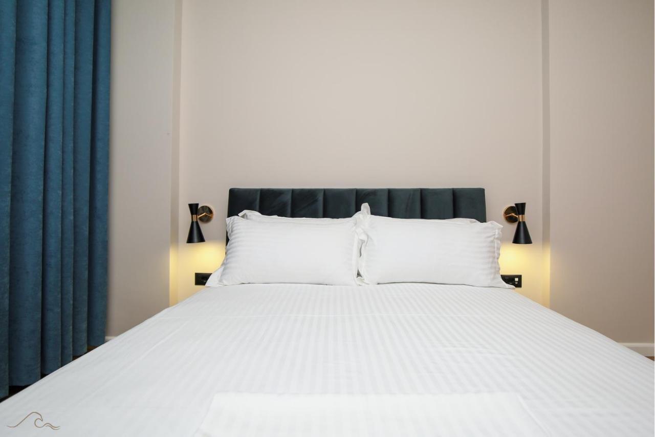 Hotel Libertas Вльора Екстер'єр фото