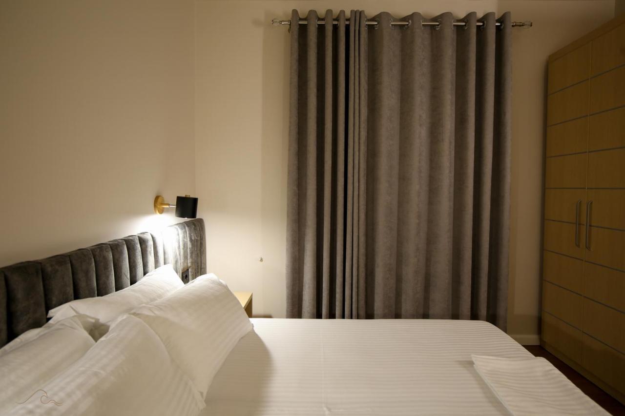 Hotel Libertas Вльора Екстер'єр фото