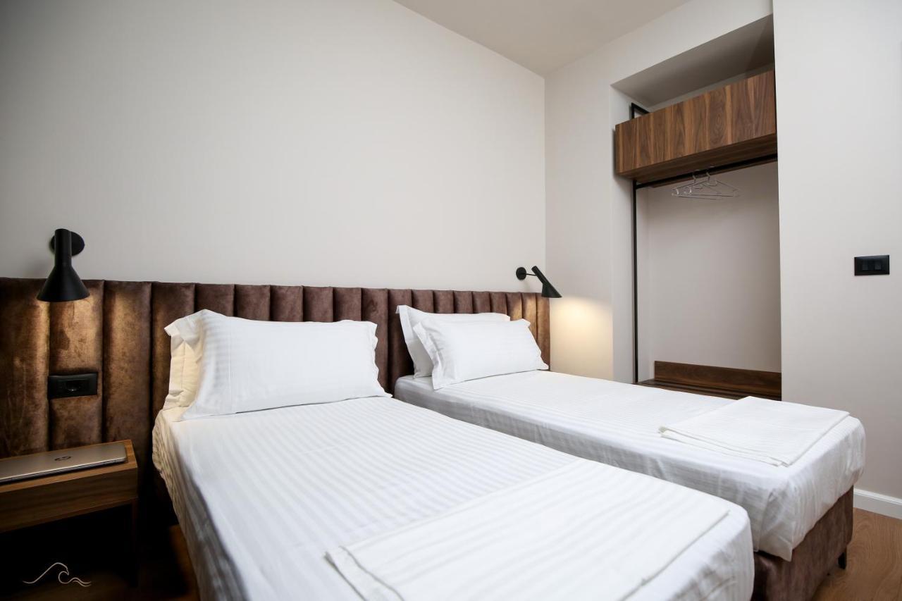 Hotel Libertas Вльора Екстер'єр фото