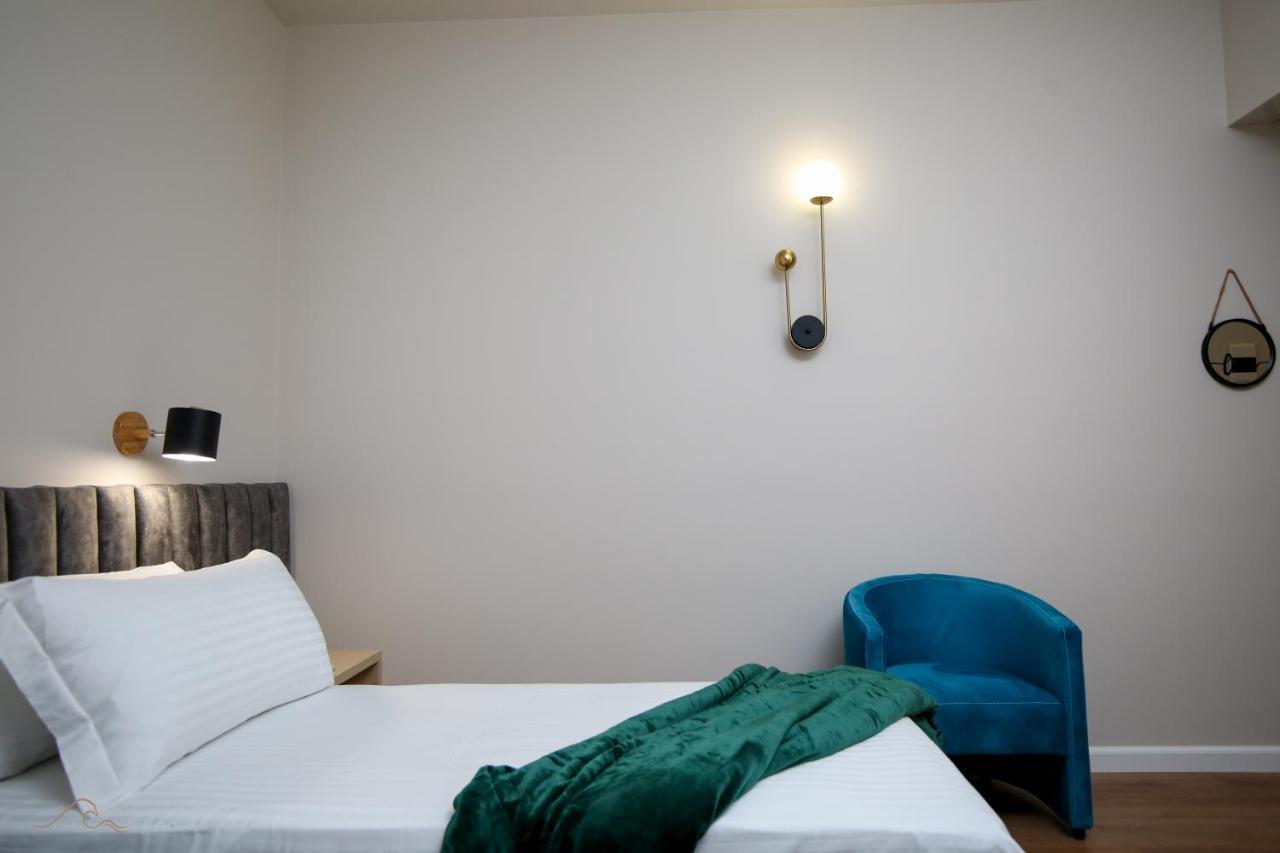 Hotel Libertas Вльора Екстер'єр фото