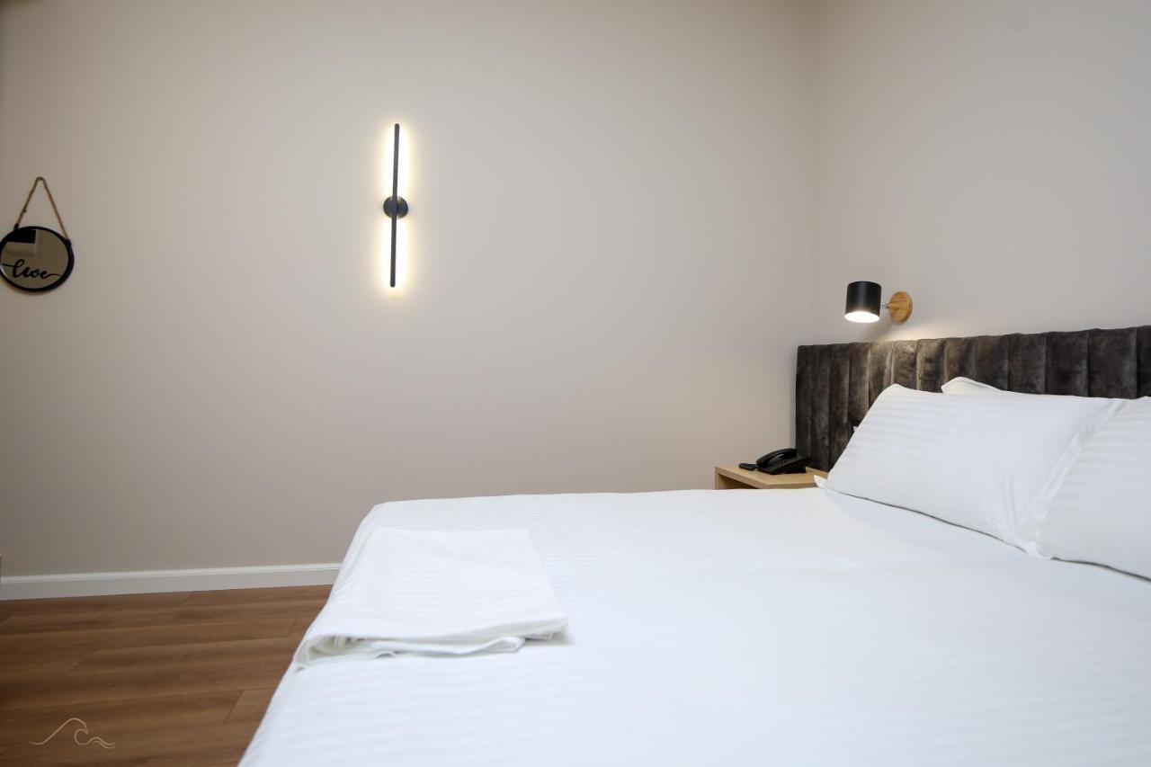 Hotel Libertas Вльора Екстер'єр фото