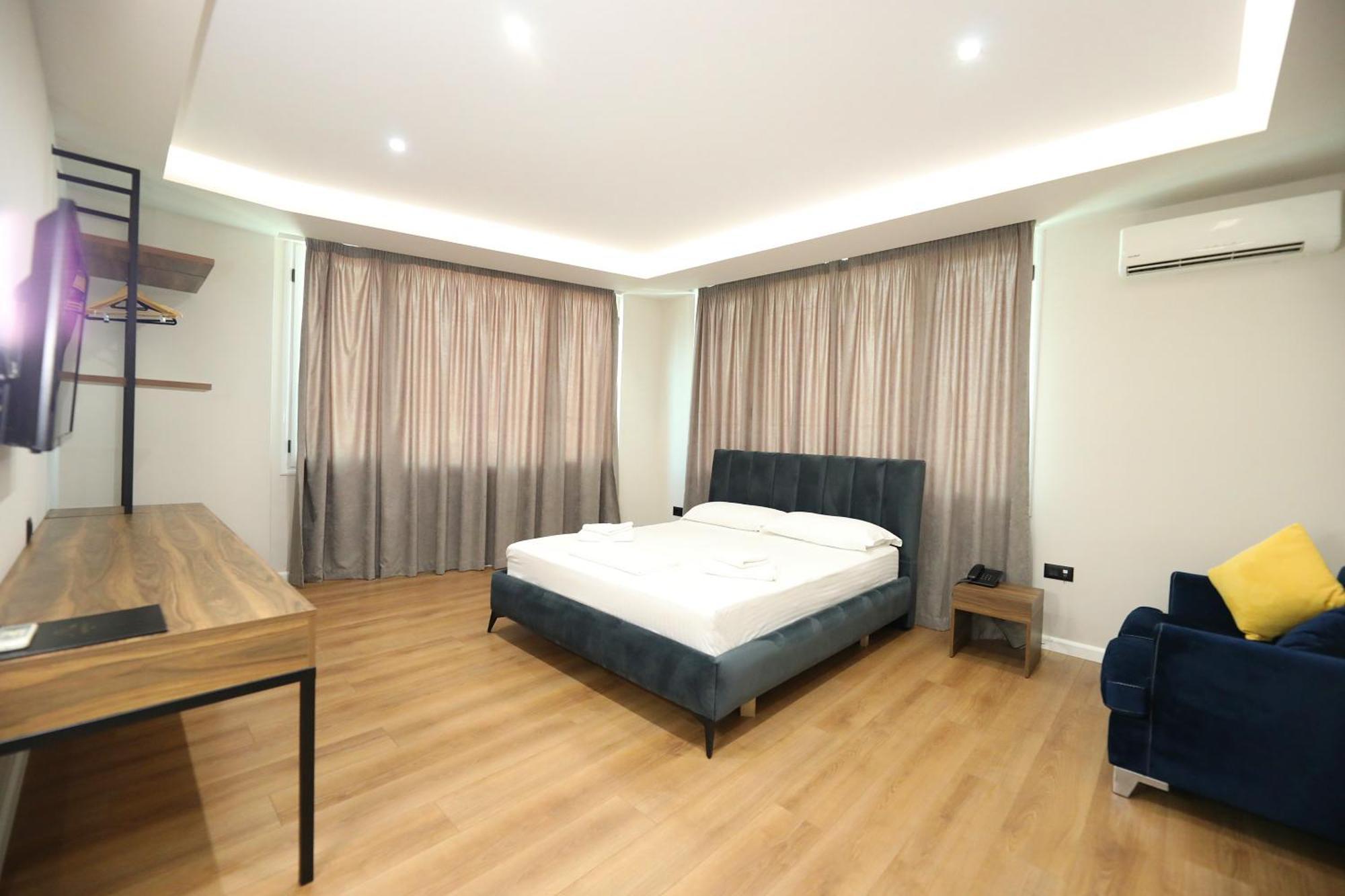 Hotel Libertas Вльора Екстер'єр фото